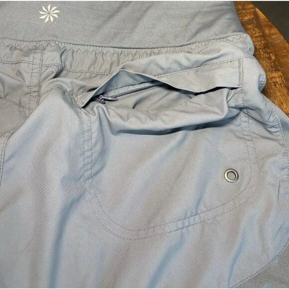 Athleta Running Shorts Grey Athletic Workout Zipper Pocket Size Xsmall - Picture 11 of 16